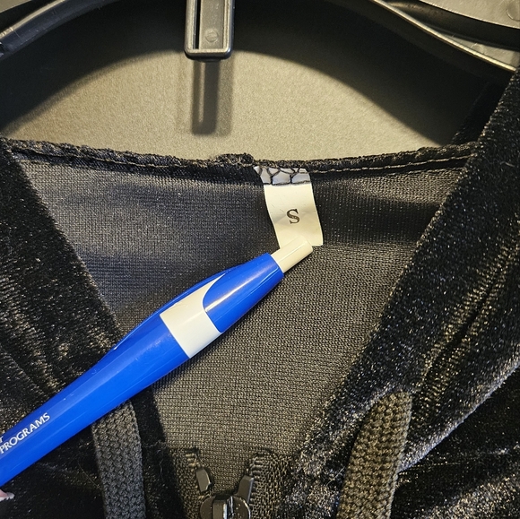 Small Black Velvet Track Suit - Picture 7 of 7